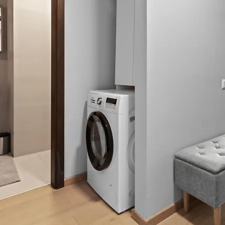 Skypark With Free Parking Apartament *