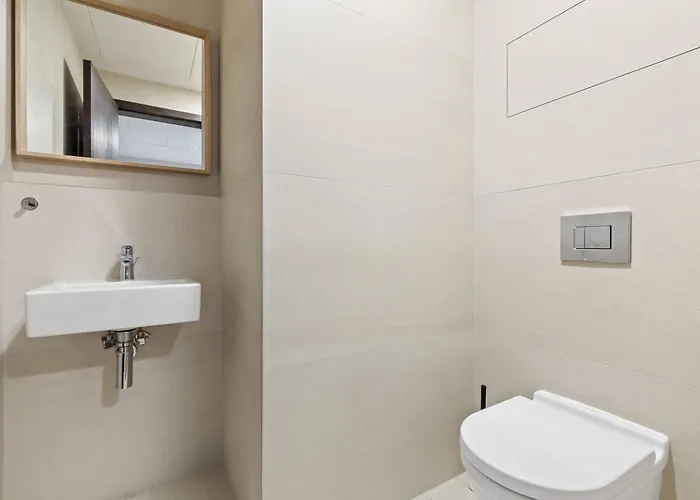 דירה Skypark 1-Bedroom Apartment On Floor 10 With City View And Parking By Skyviews